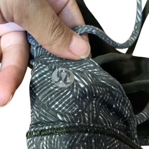 Lululemon free to be wild leaf printed green sports bra Unpadded strappy crisscr - Picture 7 of 11